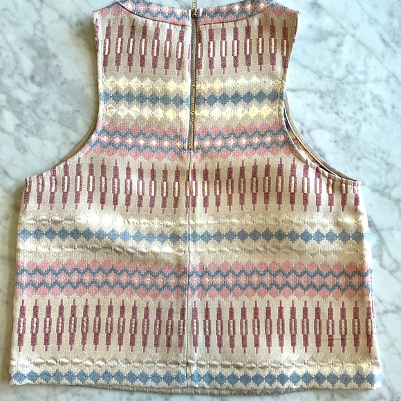 BCBG sleeveless top - Picture 3 of 8